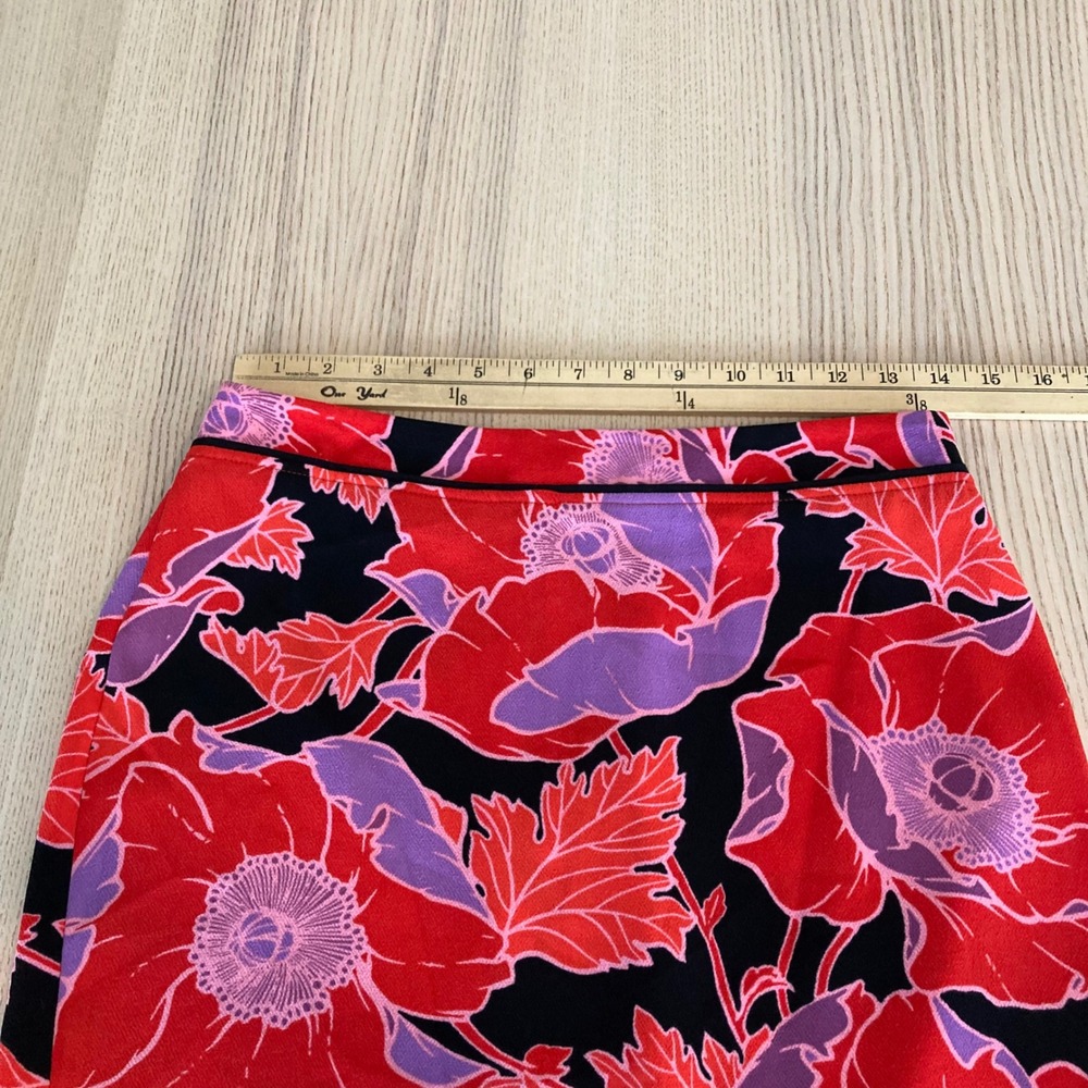 Who What Wear Pencil Skirt Womens 2 Red Poppy Floral Print Knee Length Back Slit - Picture 5 of 7